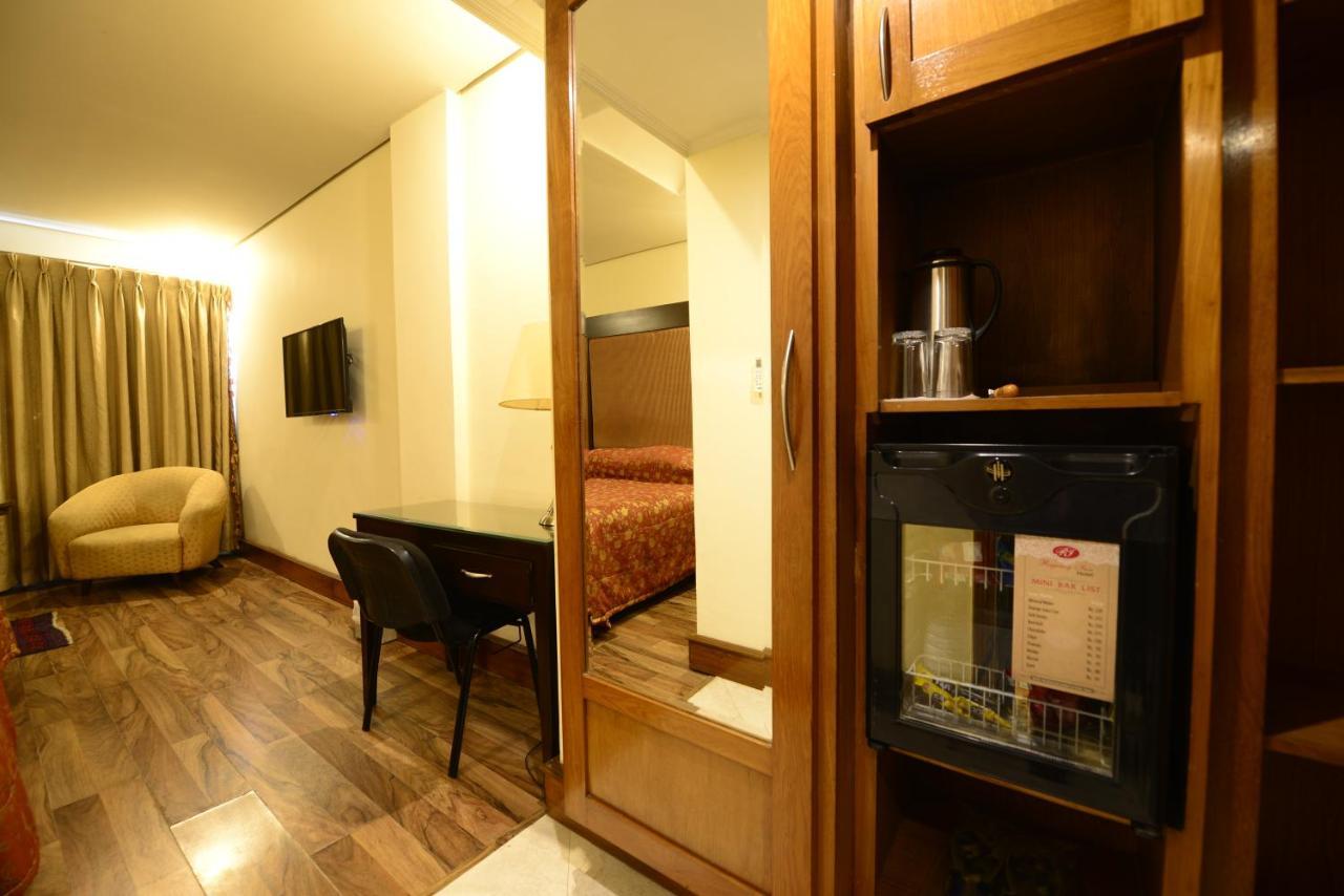 Regency Inn Hotel 라호르 외부 사진