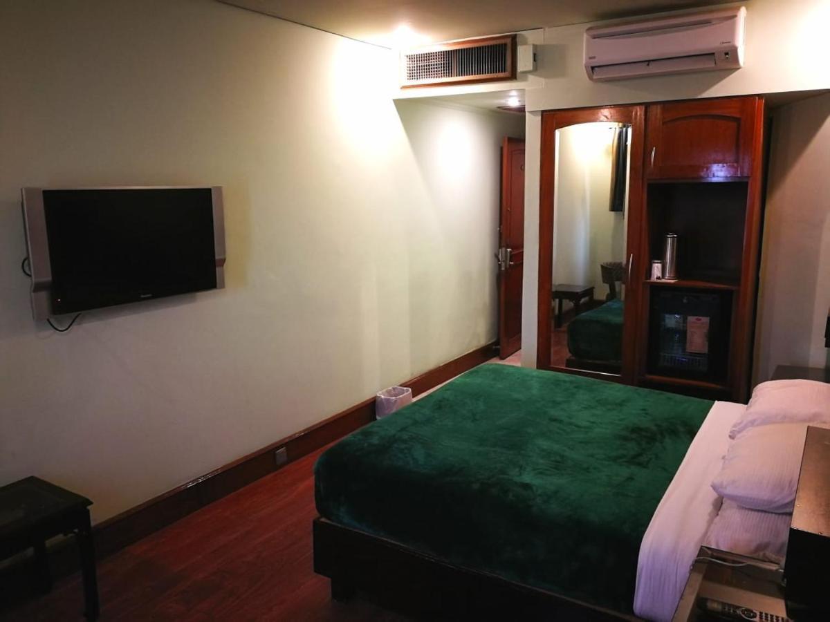 Regency Inn Hotel 라호르 외부 사진