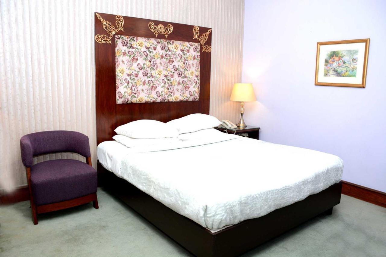 Regency Inn Hotel 라호르 외부 사진