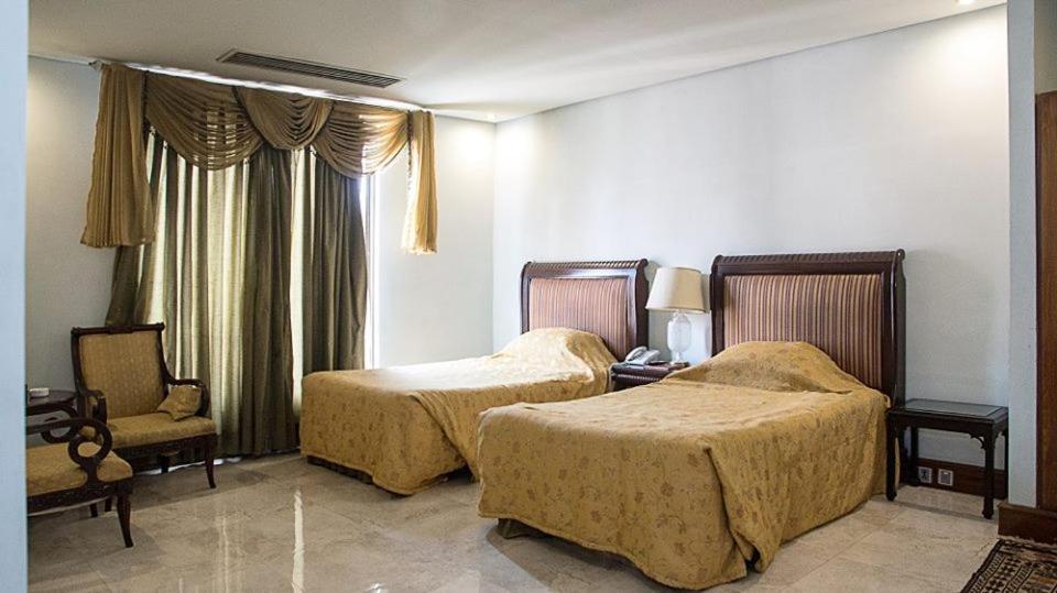Regency Inn Hotel 라호르 외부 사진